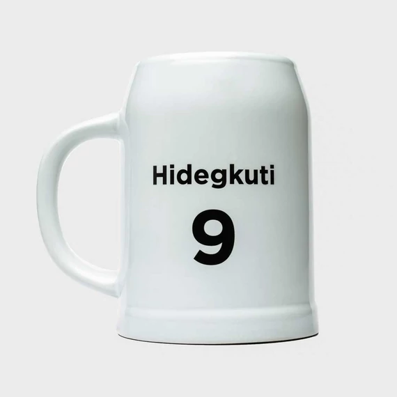 Sörös korsó Hidegkuti Nándor fotóval